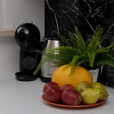 Srodmiescie With Balcony By Renters