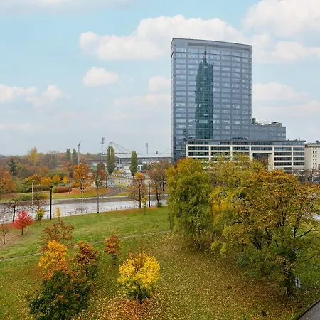 Srodmiescie With Balcony By Renters Warszawa