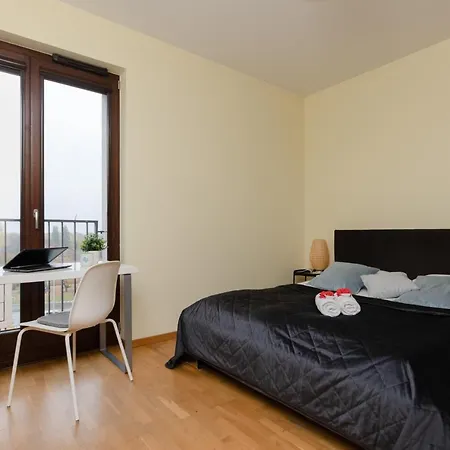 Srodmiescie With Balcony By Renters Apartment Warsaw